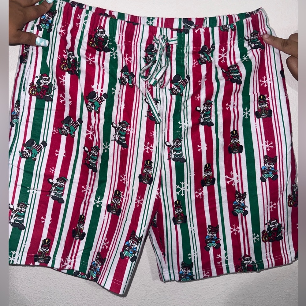 Bucces Christmas pj Short size XL (men) 
Has pockets! 
Never used